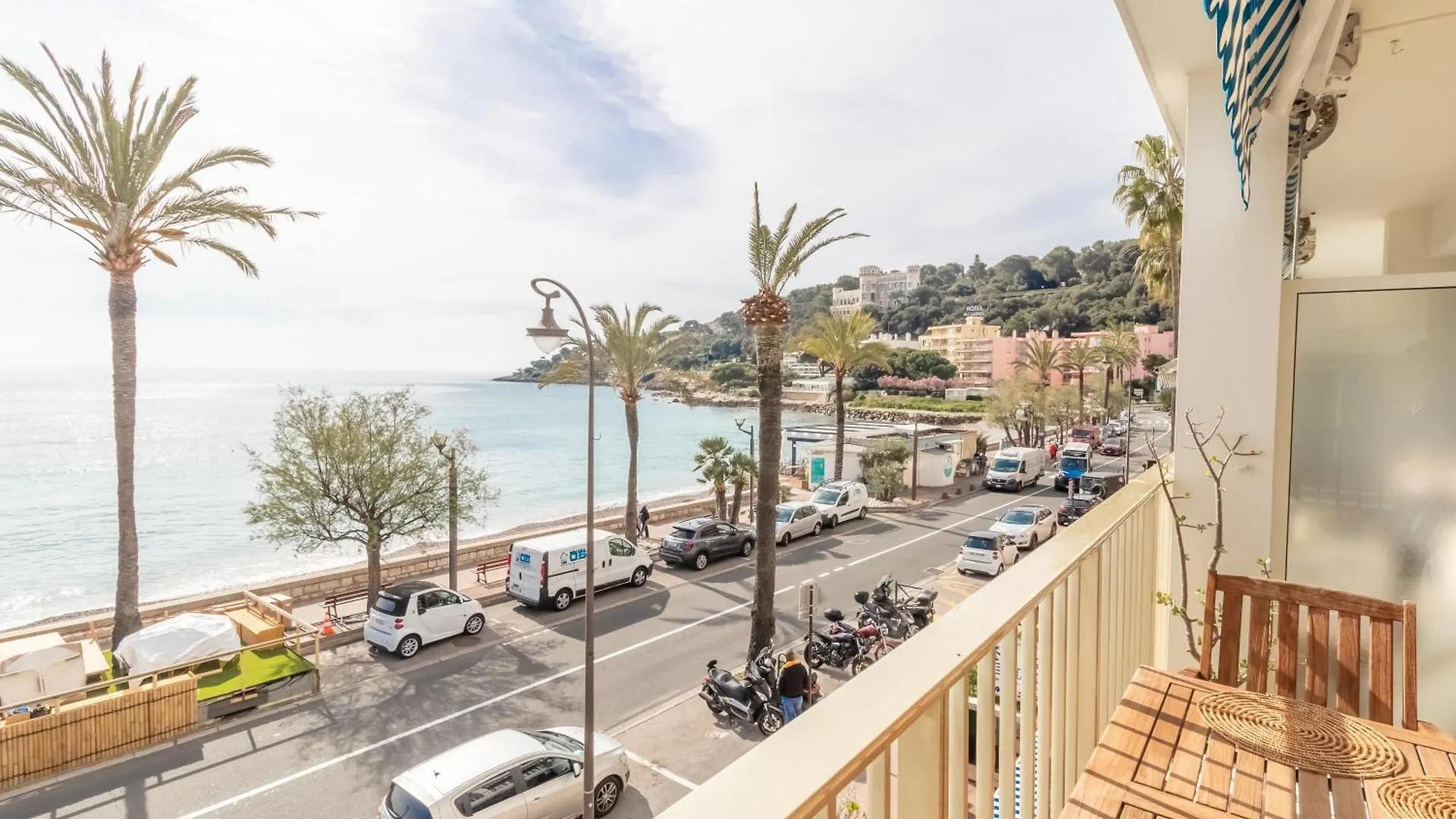 Stunning Beachfront Apartment With Parking Roquebrune-Cap-Martin 0*,  France